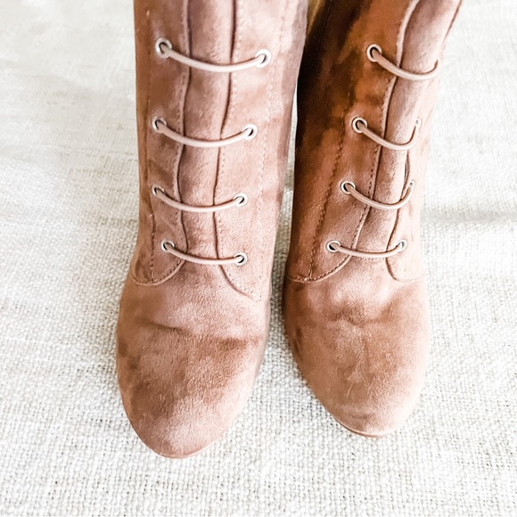 NBW CHINESE LAUNDRY over the knee boot - Picture 5 of 5